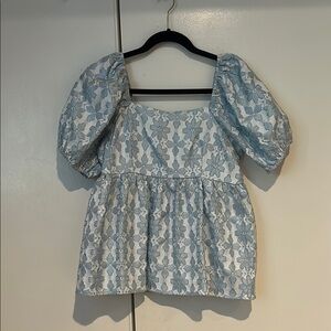 Entro Light Blue Floral Lace Puff Sleeve Blouse